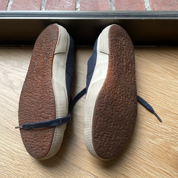 Superga Italian tennis shoes - Picture 2 of 4